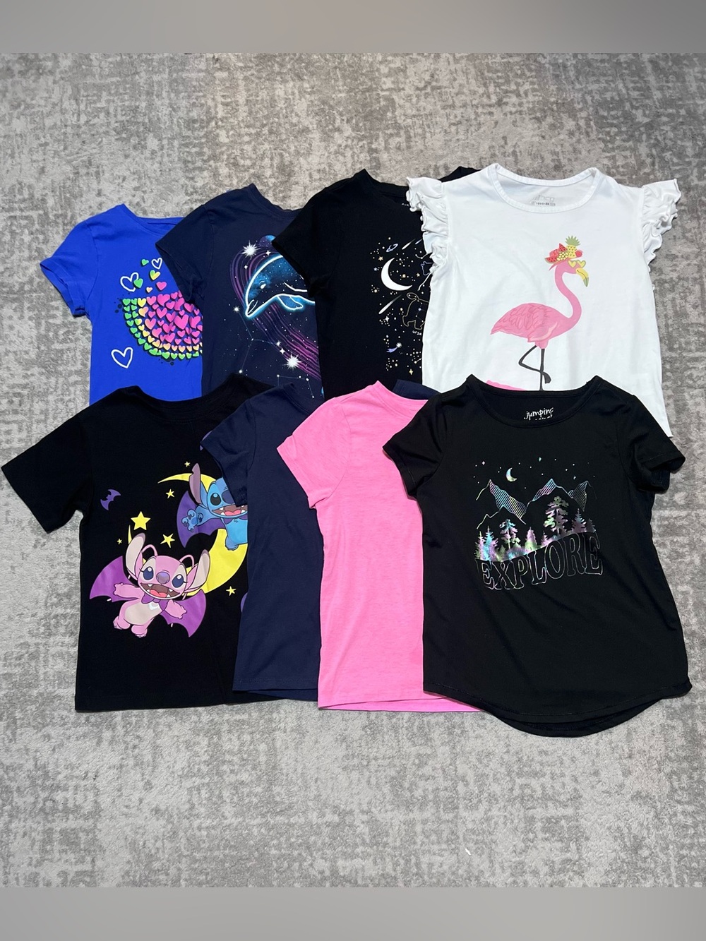 8 girls short sleeve shirts. Size 6